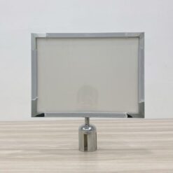 Bảng chỉ dẫn gắn cột chắn inox khổ A3