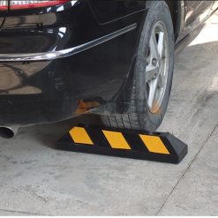 Miếng chặn bánh xe oto cao xu