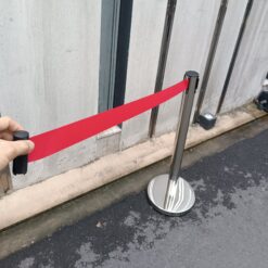 Trụ chắn inox phân làn dây căng 3m 6 z4571770602816 33aa14ea79e018d5ddbe4eccb963863a