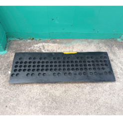 Gờ giảm tốc cao su 100x35x5cm 2 Bai dang Instagram Thong bao Lich Nghi tet 2025 Cao cap Toi gian Do vang 1