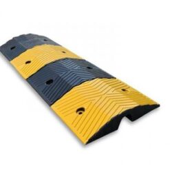 Gờ giảm tốc luồn dây điện
