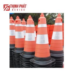 Cọc tiêu chóp cỡ lớn A 2 Cọc tiêu hình chóp chữ A