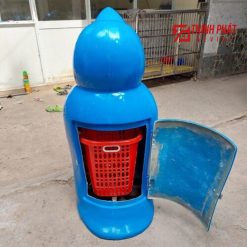 Thùng rác hình chim cánh cụt 3 Thùng rác con chim cánh cụt mặt sau