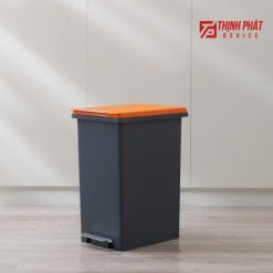 Thùng rác chân đạp 10 lít Fitis xám cam 3 Thùng rác văn phòng chân đạp 10 lít fitis cam