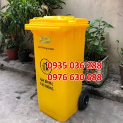 Thùng rác y tế chân đạp 120L màu vàng