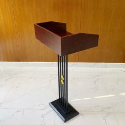 Bục phát biểu kiểu Mỹ E-016 3 z5374283045514 cd15360d6589d7648aeb112390c66eb0 500x530 1