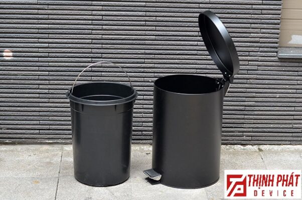 Thùng rác inox 5 lít màu đen 2 thung rac inox 20l black 7