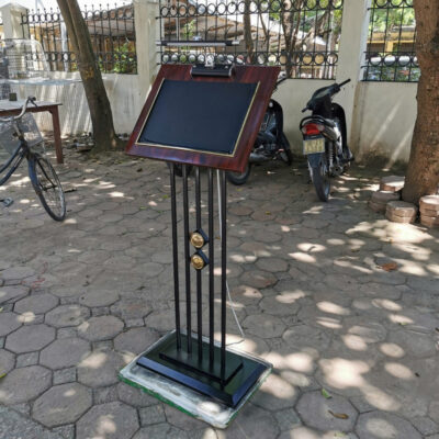 Giá để cuốn menu, bảng đứng để menu 2 z6167404290676 0bd701f0f5b290dca9eebaaff940e168