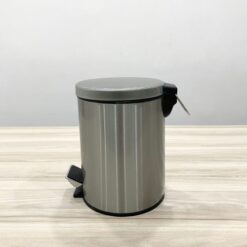 Thùng rác chân đạp 8L SB08 có giảm âm inox mờ