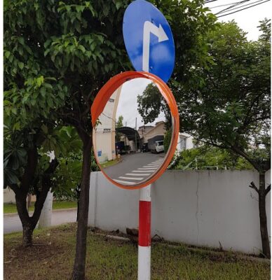 Lắp gương cầu lồi inox giảm tai nạn giao thông 10 vn 11134207 7r98o lqlpy4manp3m34 e1722672781819