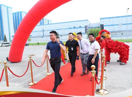 cho thue cot chan inox day cang 5