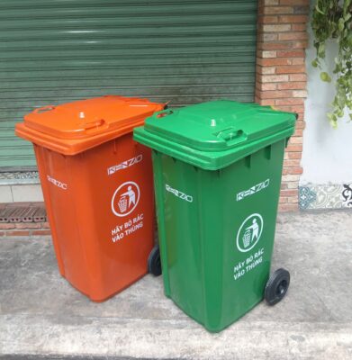 Thùng rác công nghiệp 240L Kenzio dày nặng 15kg 3 z5759722435932 038c8716d34c95b038111a5f61e6df8a Copy