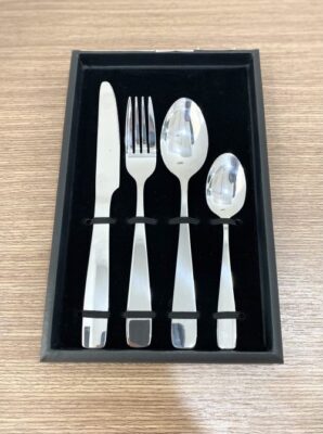 Nĩa ăn chính DC1303 - inox 304 3 Bo dao muong nia inox 410 ma H 18 500x672 1